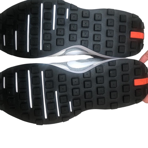 The Waffle One 'Summit White’ - Picture 6 of 6